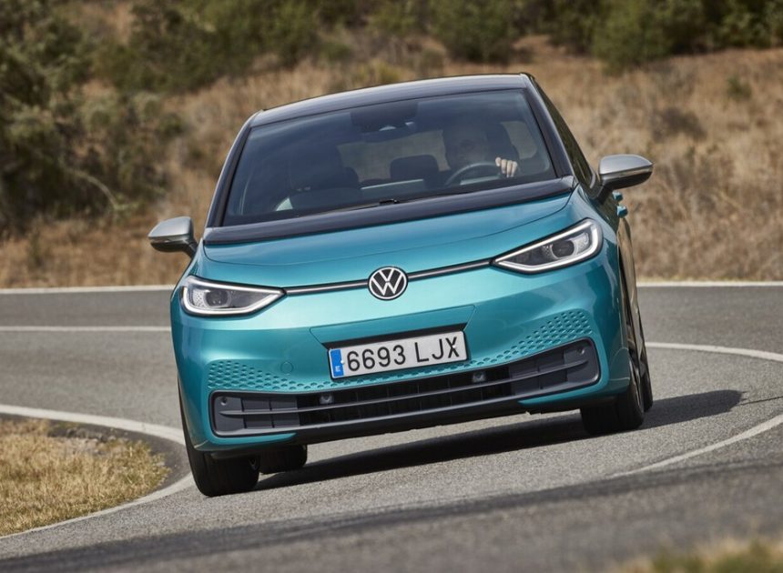 El Volkswagen ID.3 guarda un secreto inquietante: más potencia a cambio de una suscripción